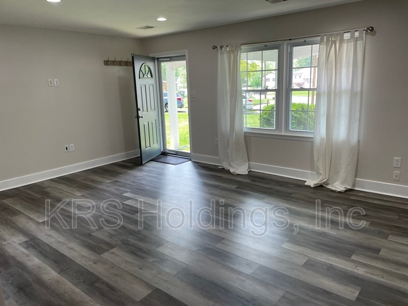 Bright property image