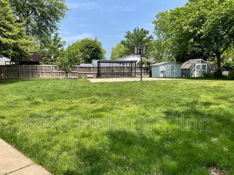 Bright property image