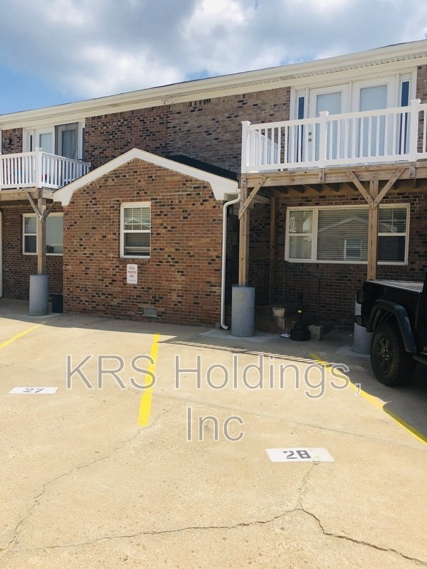 Move in Special!! Beachside Apts!! property image