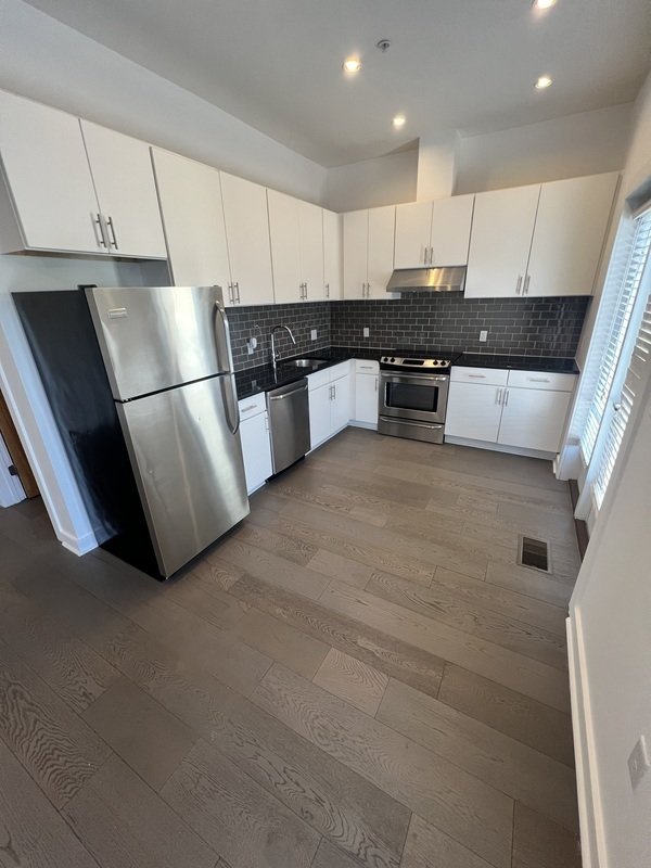 313 n 24th St C property image