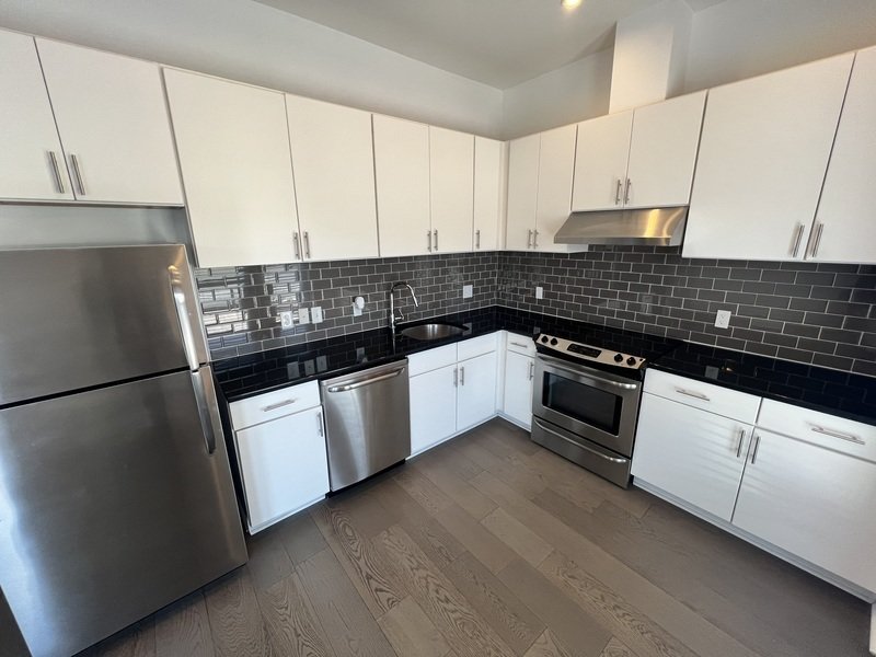 313 n 24th St C property image
