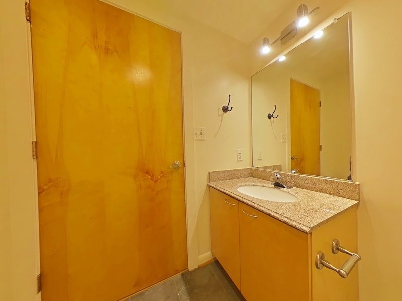 T&E Unit 227 property image