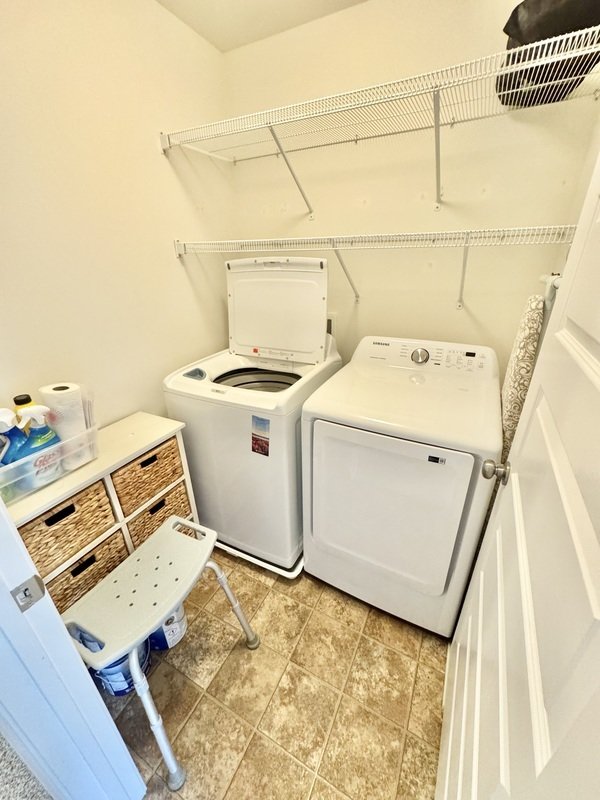 Beautiful 2BR/2.5BA End-Unit Townhouse in Magnolia Green! property image