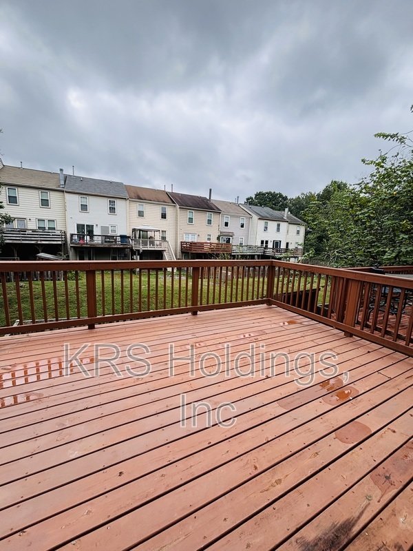 Spacious Townhome Fredericksburg Available! property image