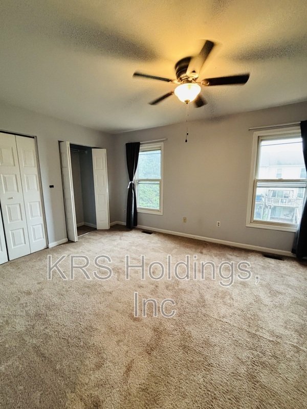 Spacious Townhome Fredericksburg Available! property image
