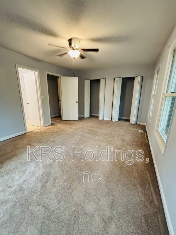 Spacious Townhome Fredericksburg Available! property image