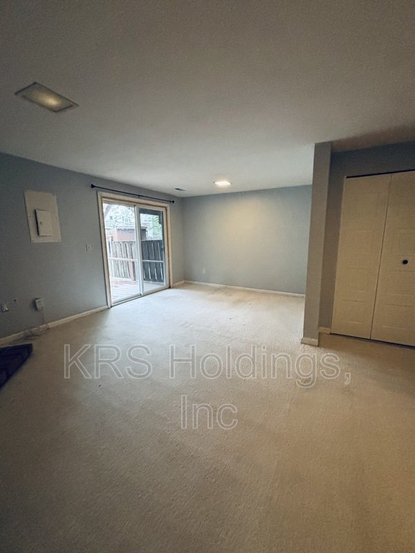 Spacious Townhome Fredericksburg Available! property image