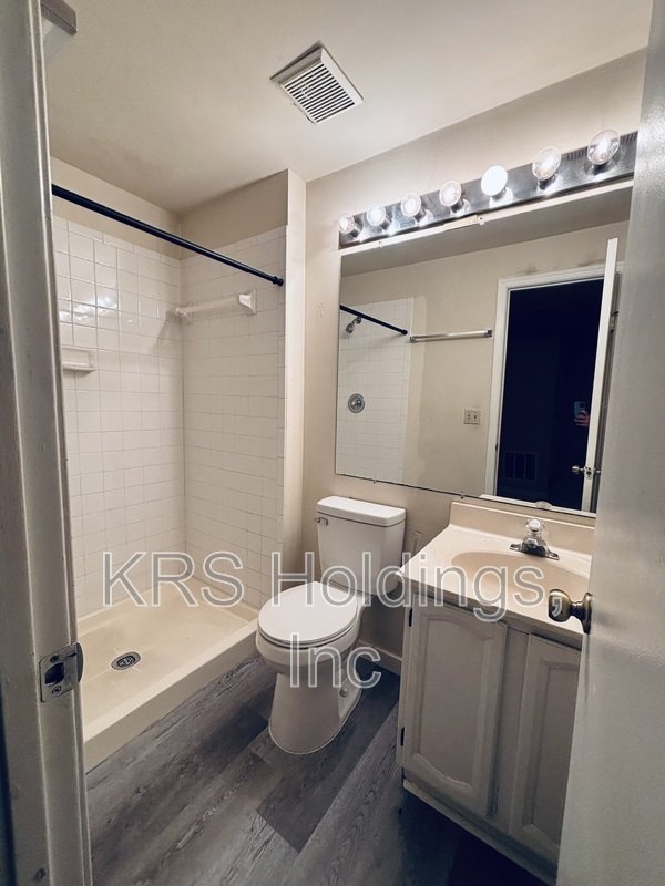 Spacious Townhome Fredericksburg Available! property image