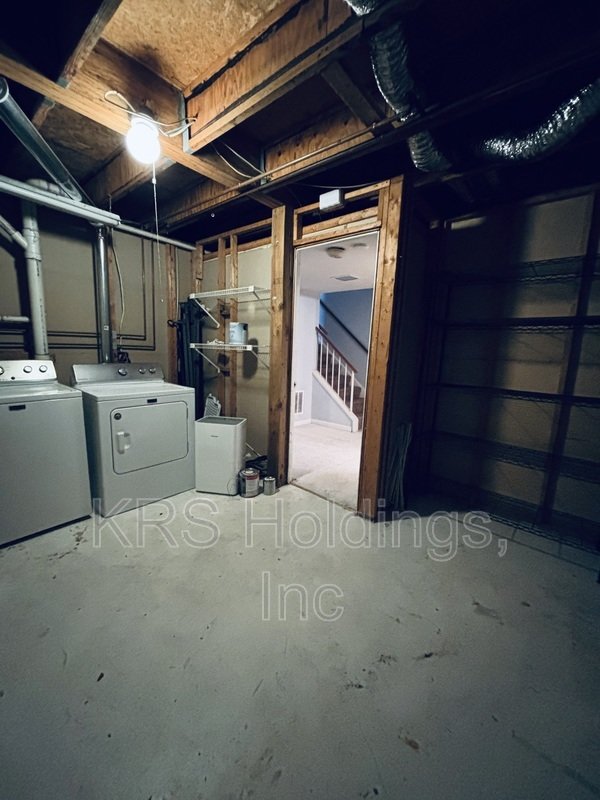 Spacious Townhome Fredericksburg Available! property image