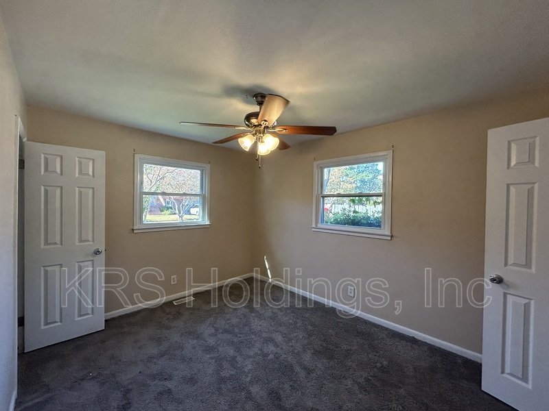 Open property image