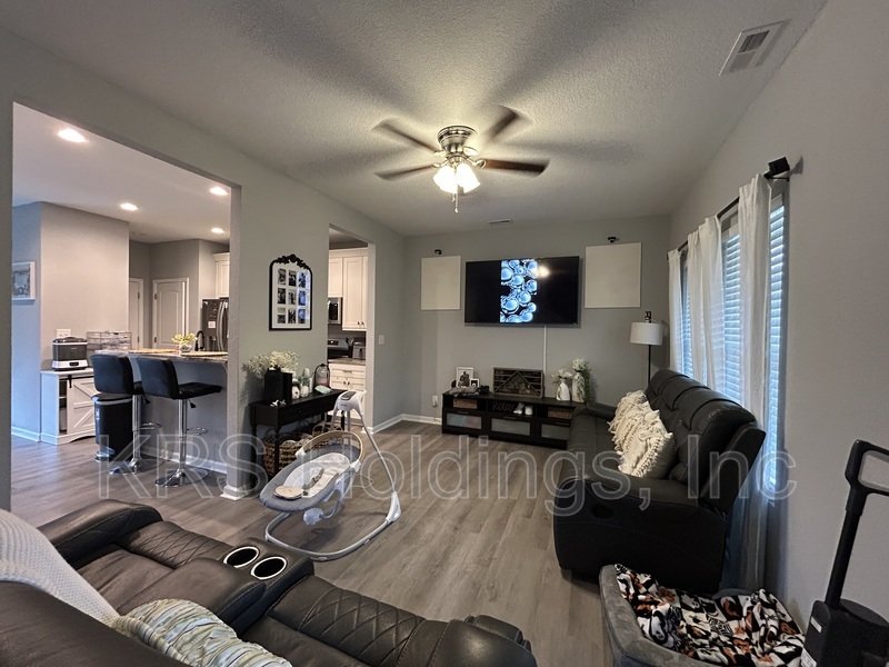 Charming property image