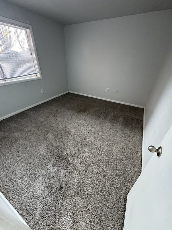 includes water/sewer/trash/gas! property image