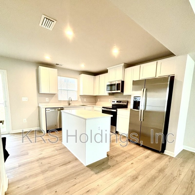 Brand New End Unit property image