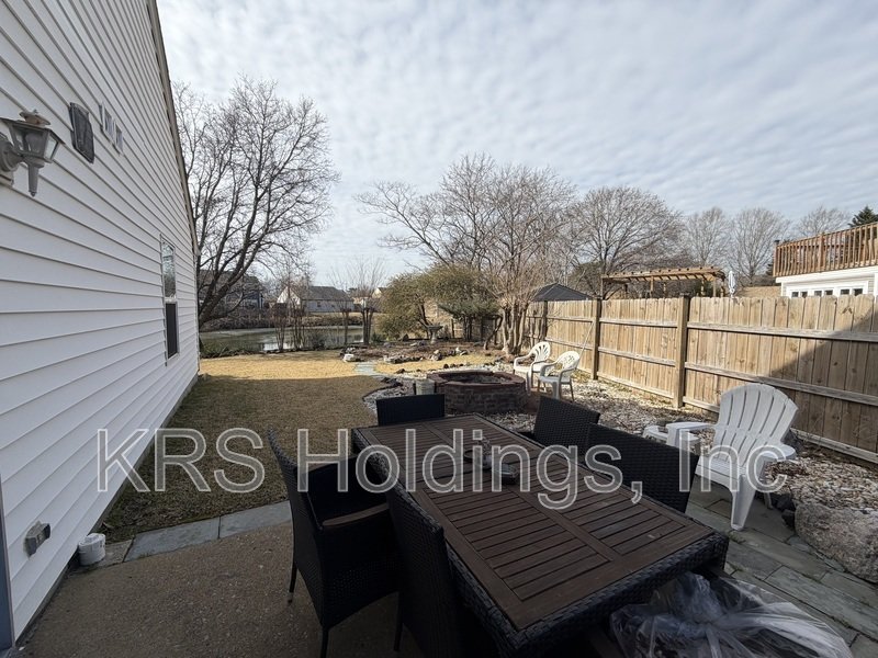 6040 Capital Place property image