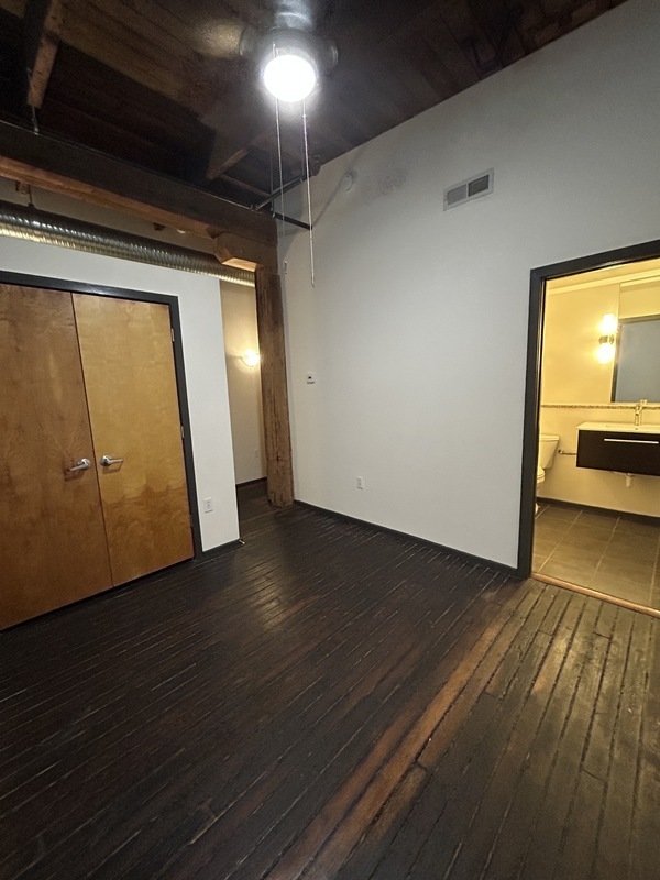 110 S. 15th St.  Unit 405 property image