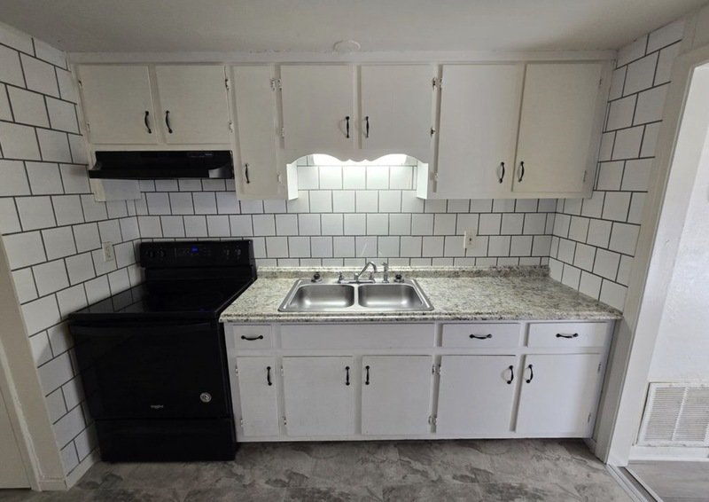 663 Pegram St property image