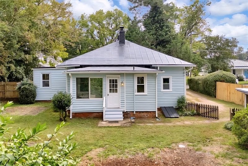 Charming property image