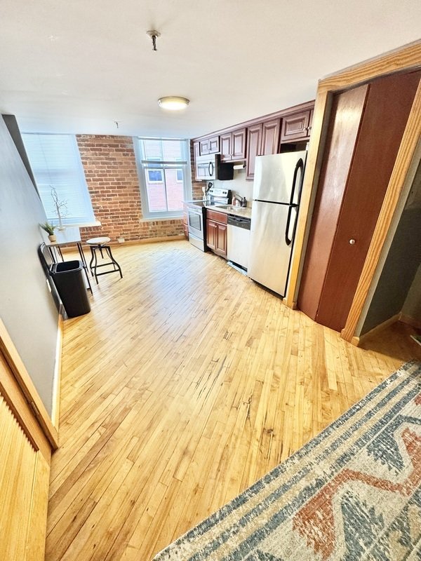 114 Virginia St 305 property image