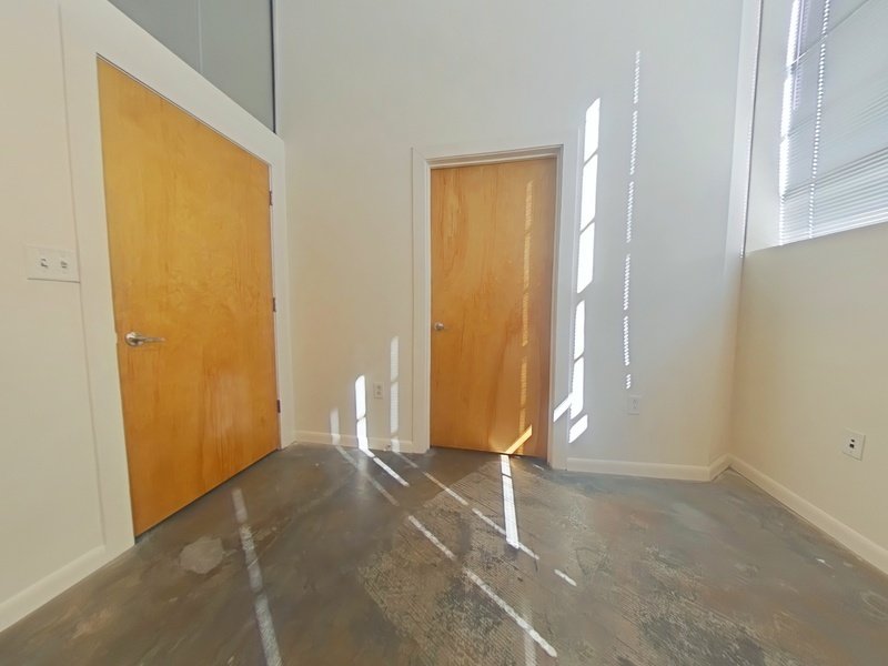 Open property image