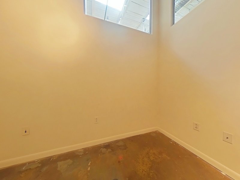 Open property image
