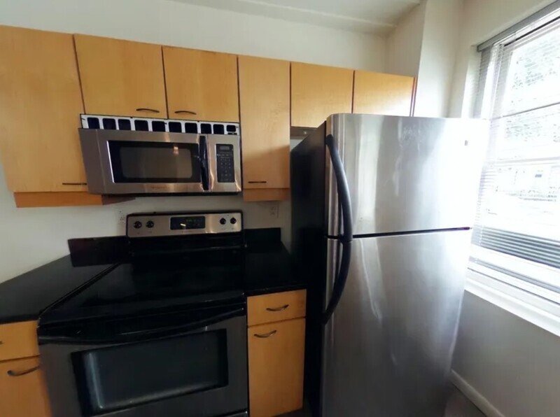 Open property image