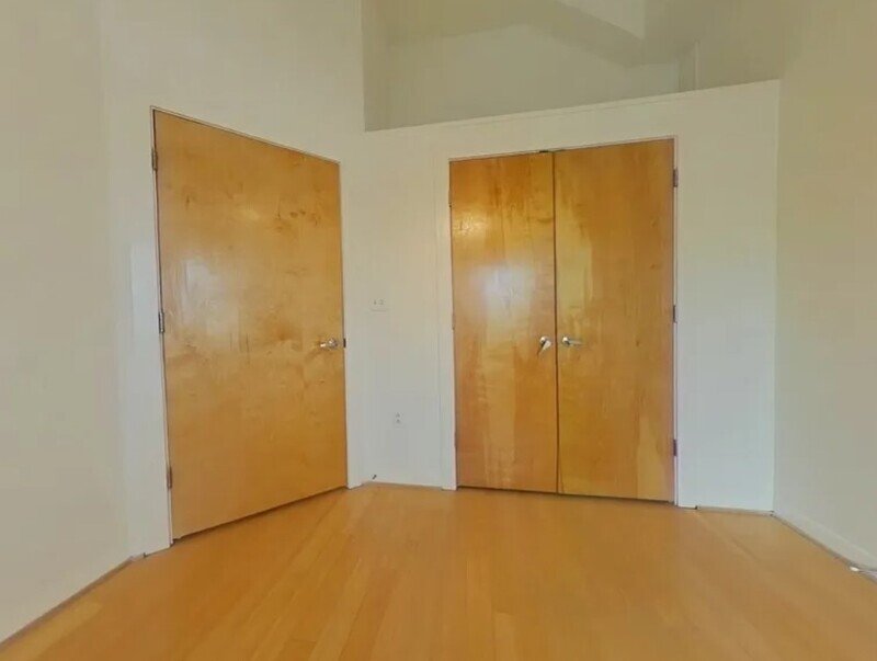 Open property image