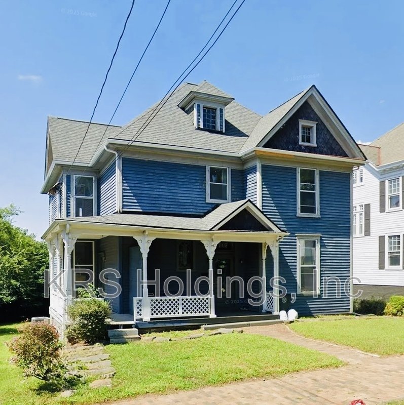 Charming property image