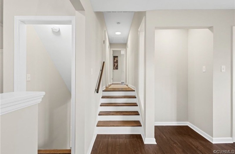 1224 W Roslyn Rd property image