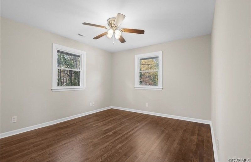 1224 W Roslyn Rd property image