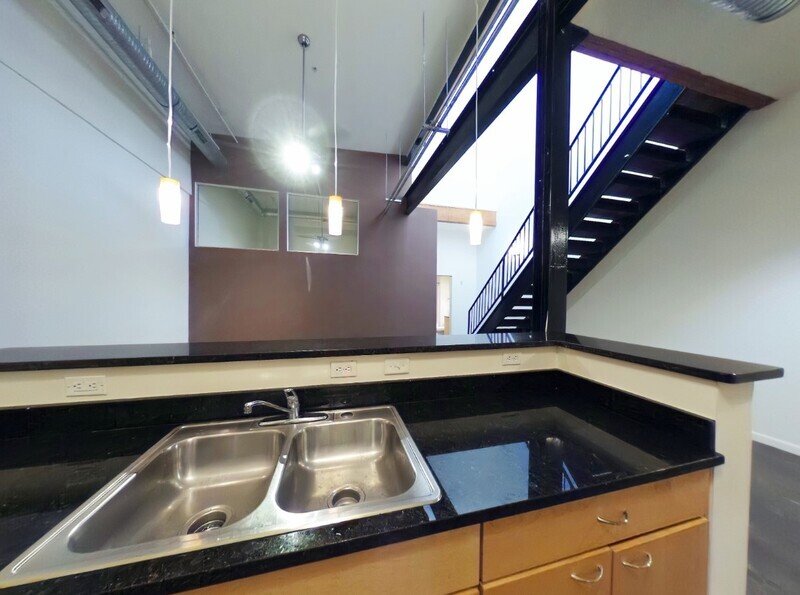 Bright property image