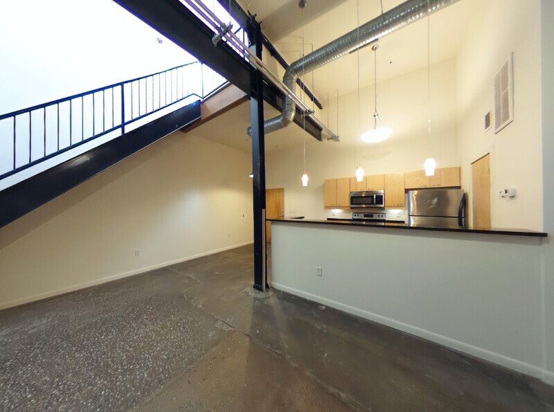 Bright property image