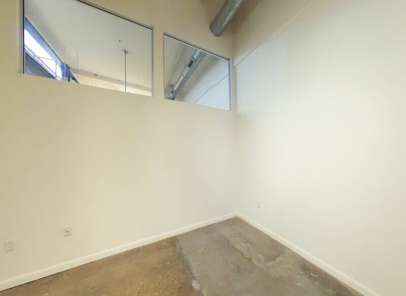 Bright property image