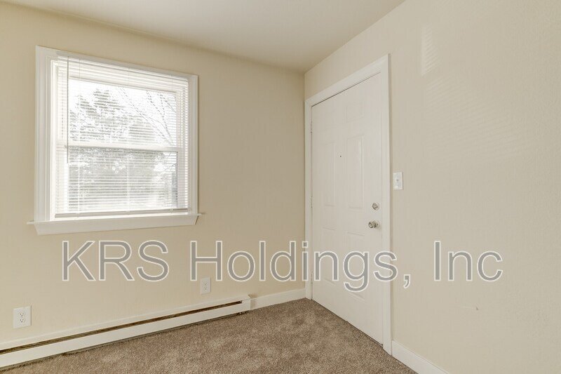1517 HALIFAX ST APT 17 property image