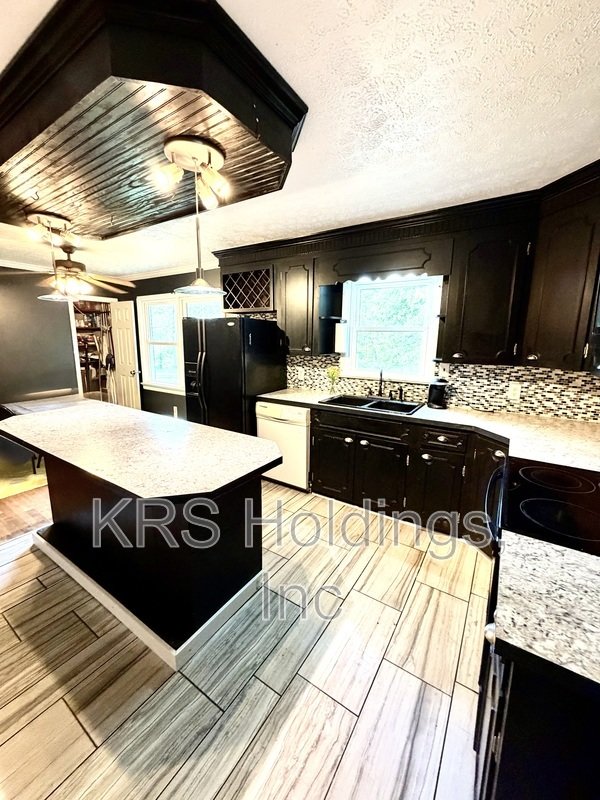 Charming property image
