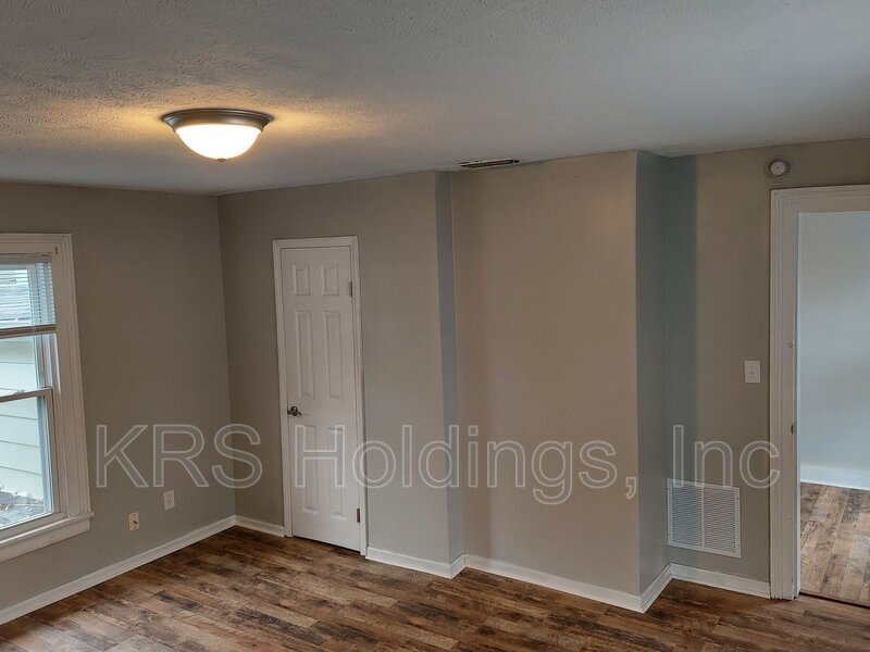 Rental in Staunton, 3 BR Apartment Minutes from Downtown property image