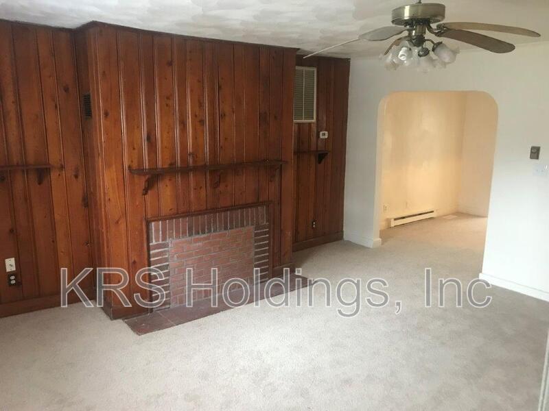 Maycox Ave: Spacious 3BR Duplex property image