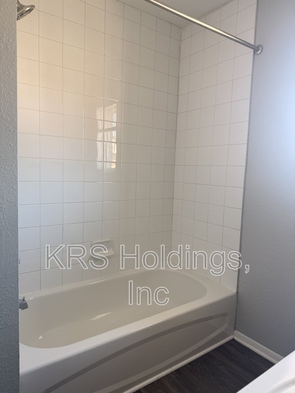 Bright & Spacious 2-BR Townhome property image