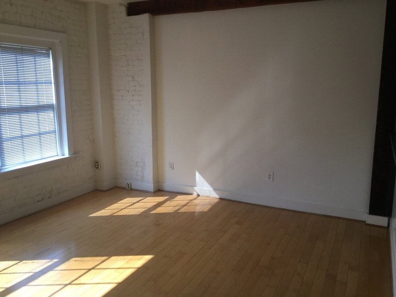 824 W Broad St - Apt 2F property image