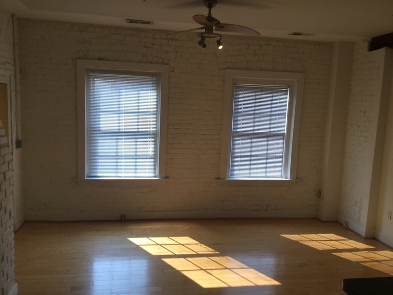 824 W Broad St - Apt 2F property image