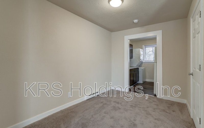 1517 HALIFAX ST APT 8 property image