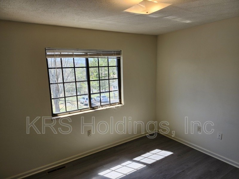 Recently Remodeled 2 BR Townhouse in Staunton property image