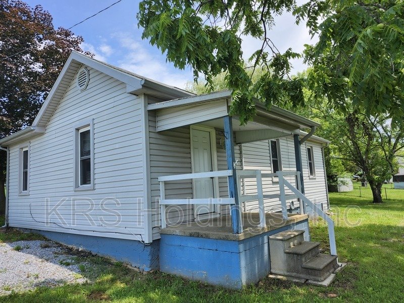 COMING IN JULY: Single family 2 BR, 1 Bath House in Elkton for Rent property image