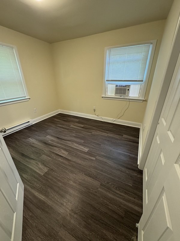 408 S West St property image
