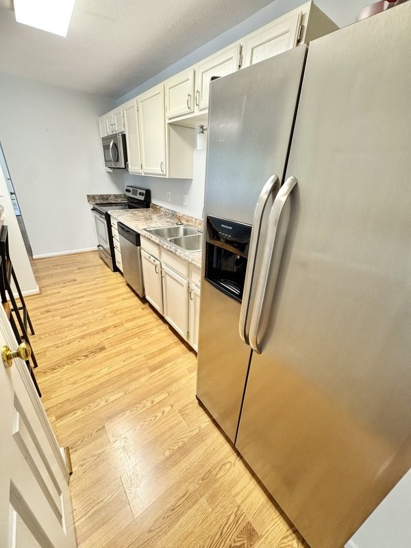 9352 Castle York Ct 7 property image