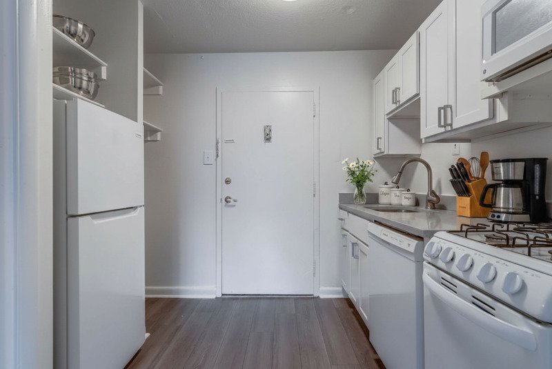311 w franklin st Studio property image