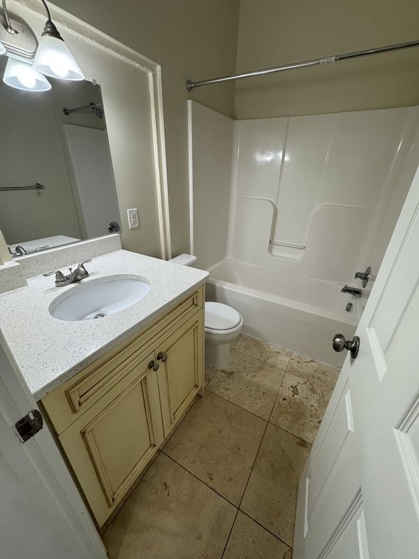201 E Bank st 4 property image