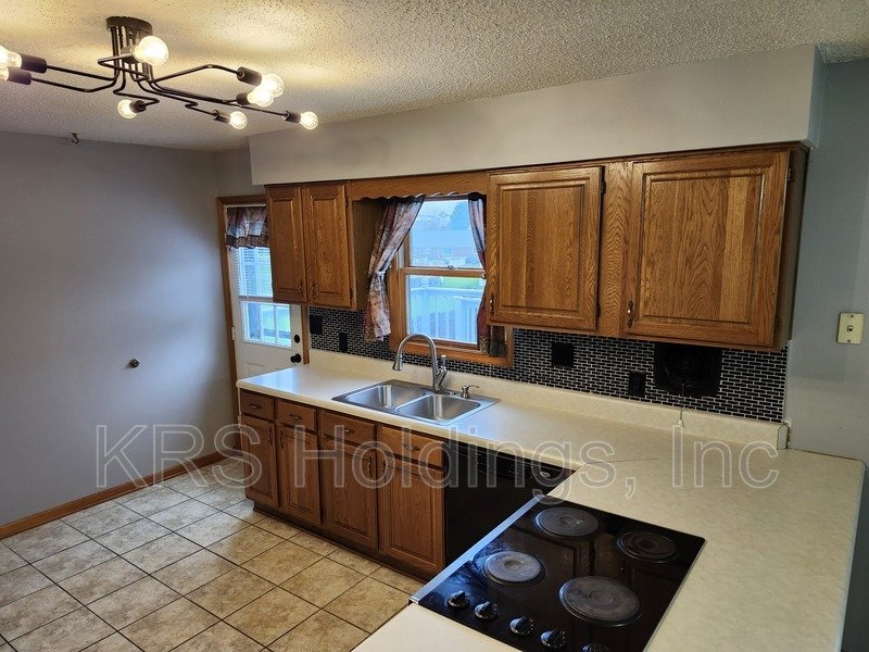 AVAILABLE NOW: Single Family 3 BR, 2 Bath Rental House in Fishersville property image