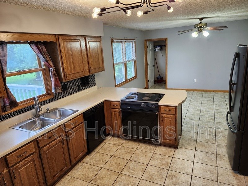 AVAILABLE NOW: Single Family 3 BR, 2 Bath Rental House in Fishersville property image