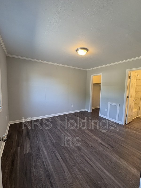 Renovated 1BR Only $995/Month | Utilities Included + Washer/Dryer property image