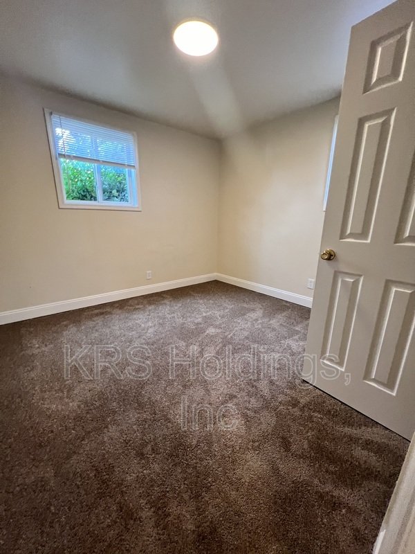 Bright property image